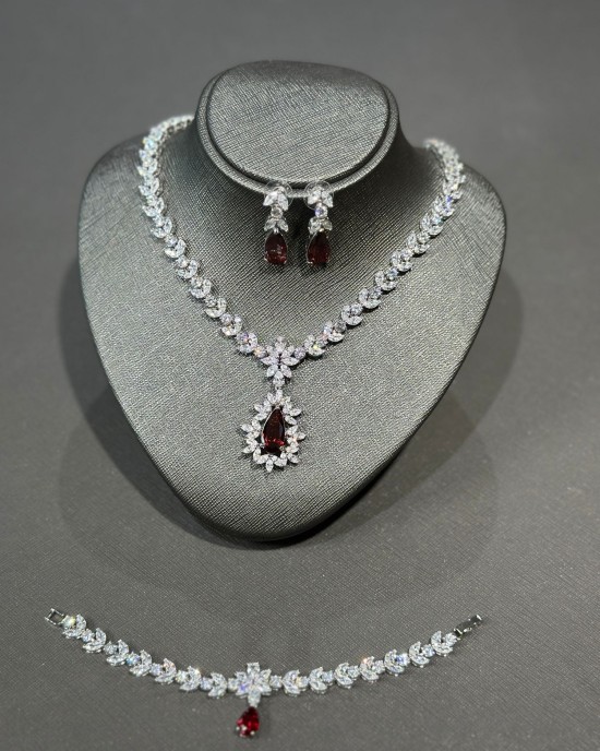 Swiss Red - Takı Seti